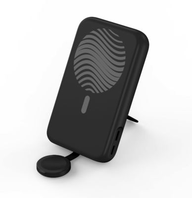 एबीएस पीसी एल्यूमीनियम मिश्र धातु वायरलेस 5W से 15W आउटपुट के साथ टाइप सी चुंबक पावर बैंक